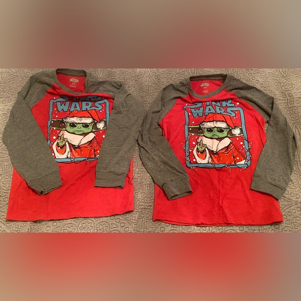 ⭐️ 🛸 Pair of Star Wars Kids Christmas Long Sleeve Tee - Size Medium (8) 🛸⭐️ - Picture 2 of 8